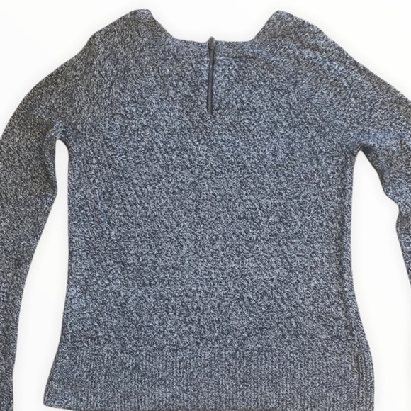 American Eagle sweater - Picture 3 of 9